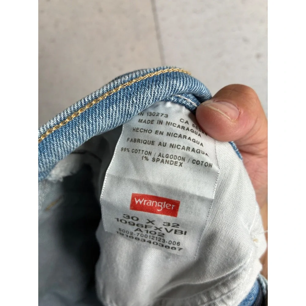NWT Wrangler Five Star Premium Flex Regular Fit Jeans Light Wash 30x32 1096FXVBI